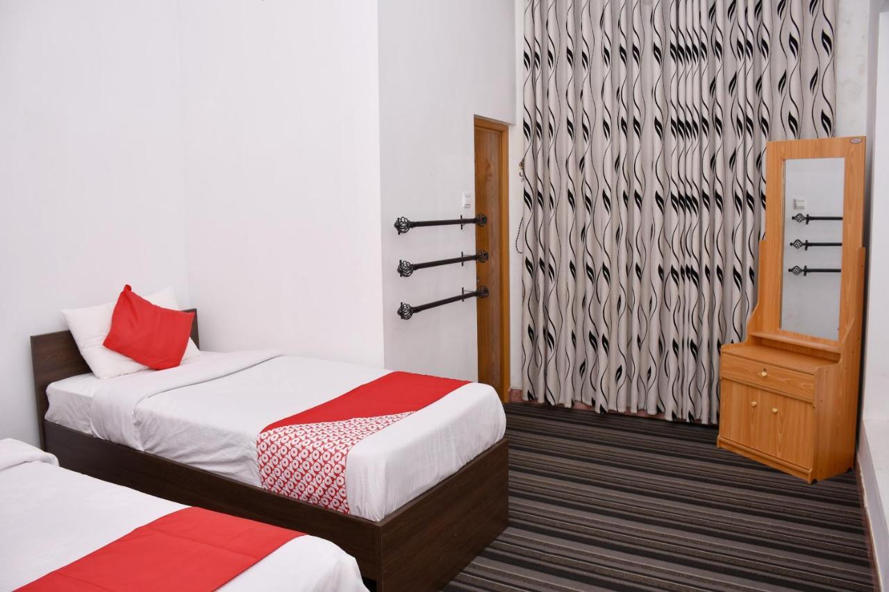 Roshan Guest House Нувара-Элия Экстерьер фото