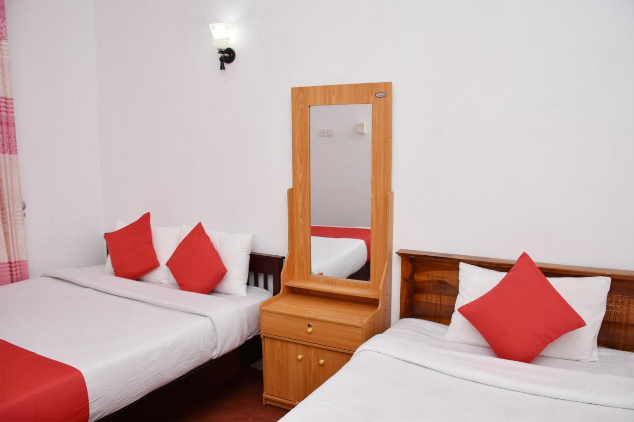 Roshan Guest House Нувара-Элия Экстерьер фото